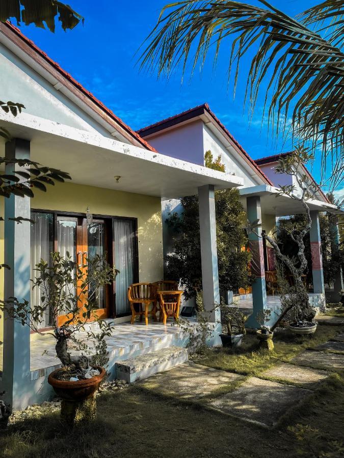 Gayatri Bungalows Batununggul Zewnętrze zdjęcie